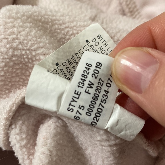 Under Armour loose fit fleece lined hoodie with plush logo pale pink and white L - Picture 16 of 16